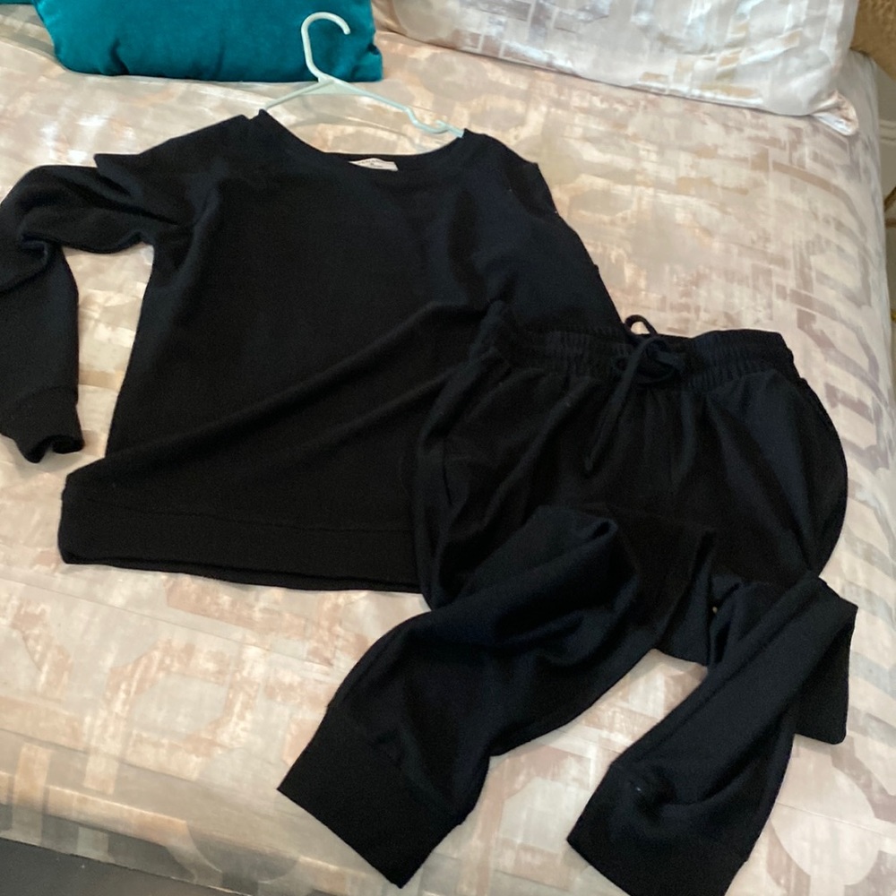 Black Medium jog suit